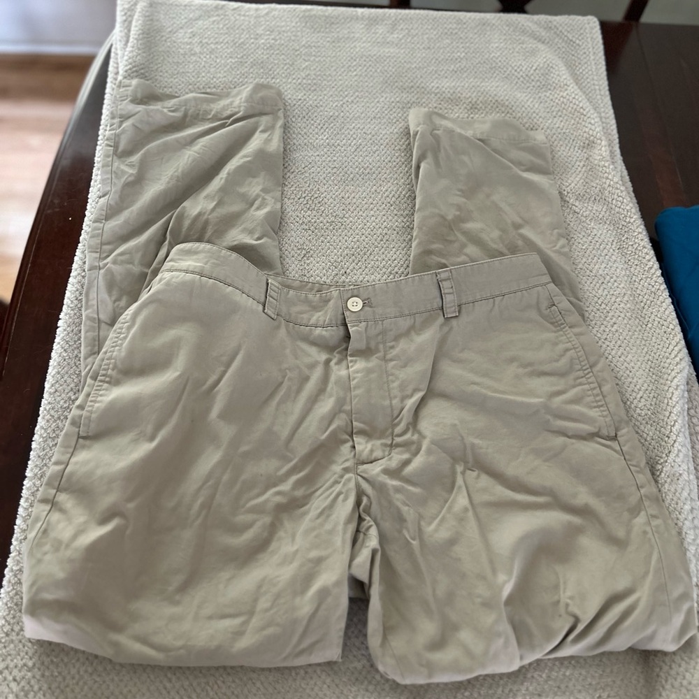 Men’s Vineyard Vines chino khakis by Shep & Ian slim fit club pant size 33x32